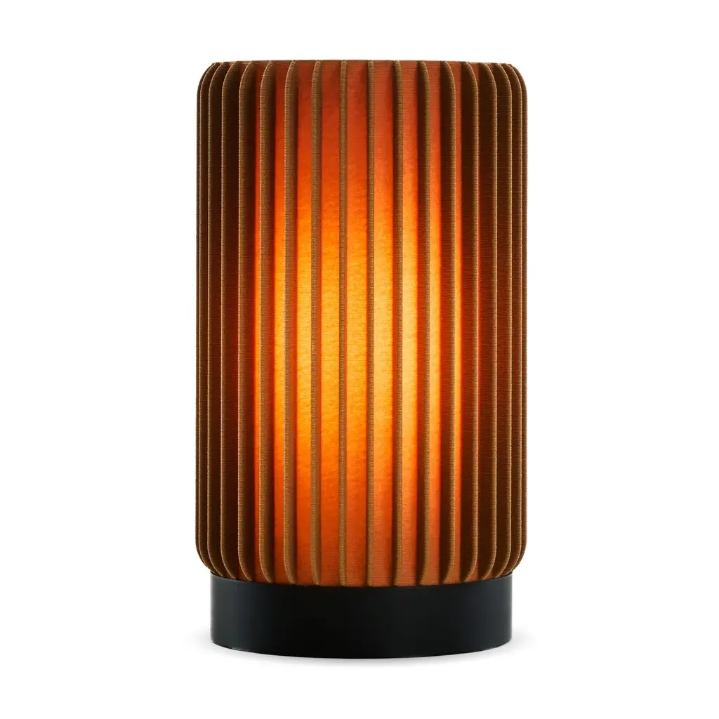 COLUMNA - die Lampe aus recycliertem Kunststoff